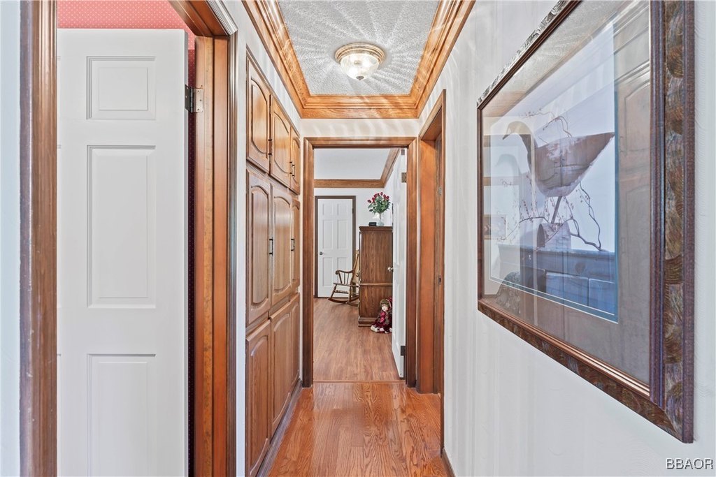 Lake Arrowhead, California, 92352, United States, 5 Bedrooms Bedrooms, ,5 BathroomsBathrooms,Residential,Forsale,1886287