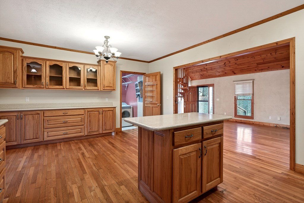 Sparta, Tennessee, 38583, United States, 3 Bedrooms Bedrooms, ,3 BathroomsBathrooms,Residential,Forsale,2010948