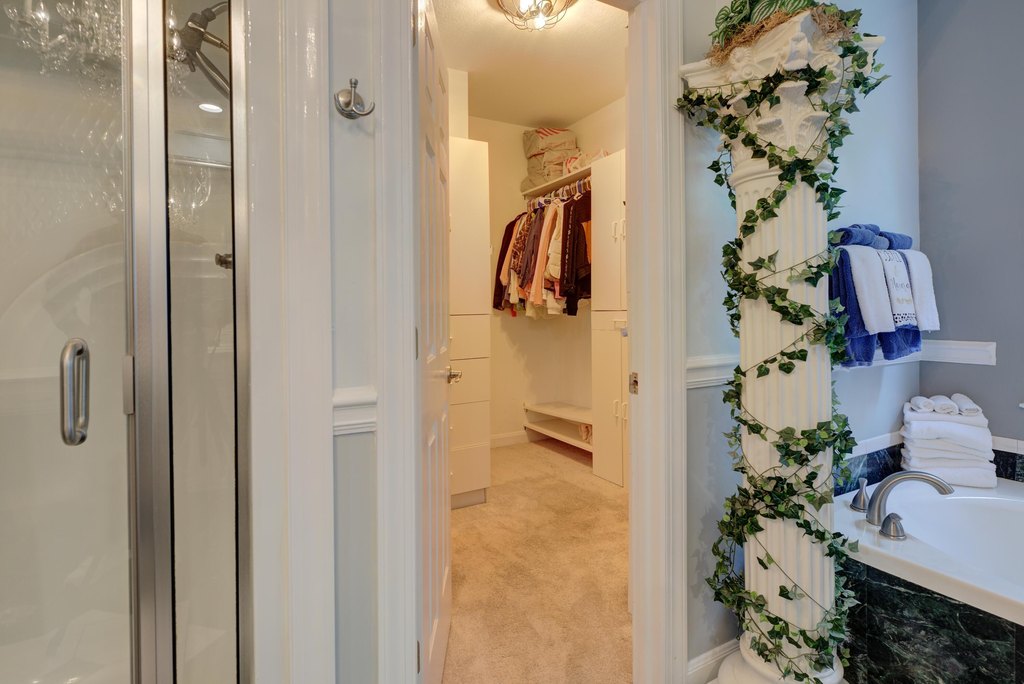 Hixson, Tennessee, 37343, United States, 3 Bedrooms Bedrooms, ,3.5 BathroomsBathrooms,Residential,Forsale,2011258