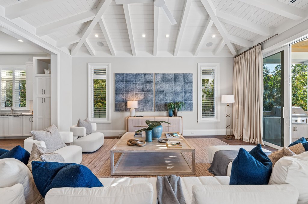 Delray Beach, Florida, 33483, United States, 5 Bedrooms Bedrooms, ,5.5 BathroomsBathrooms,Residential,Forsale,2010635