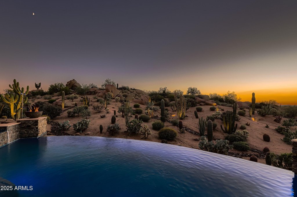 Scottsdale, Arizona, 85262, United States, 4 Bedrooms Bedrooms, ,5.5 BathroomsBathrooms,Residential,Forsale,2000280