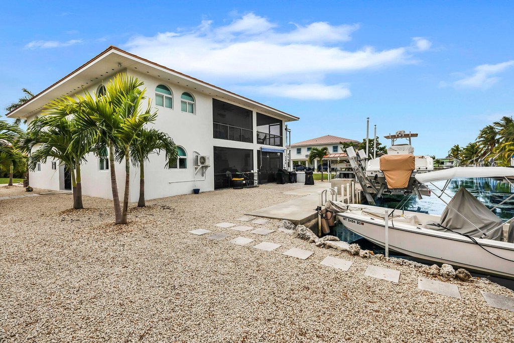 Big Pine Key, Florida, 33043, United States, 3 Bedrooms Bedrooms, ,3 BathroomsBathrooms,Residential,Forsale,1972000