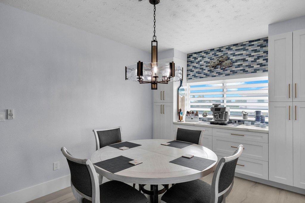 Big Pine Key, Florida, 33043, United States, 3 Bedrooms Bedrooms, ,3 BathroomsBathrooms,Residential,Forsale,1972000