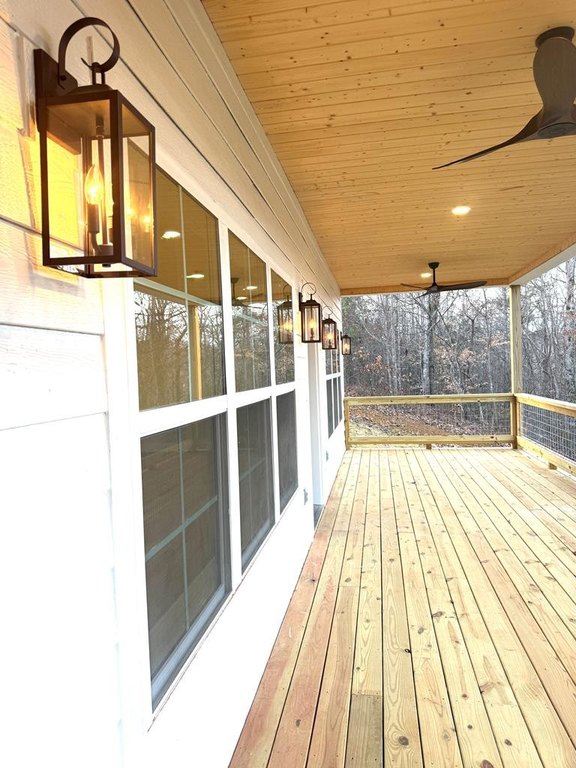 Sparta, Tennessee, 38583, United States, 3 Bedrooms Bedrooms, ,2.5 BathroomsBathrooms,Residential,Forsale,1996609