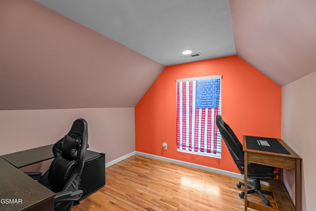 Baneberry, Tennessee, 37890, United States, 3 Bedrooms Bedrooms, ,2.5 BathroomsBathrooms,Residential,Forsale,1999467