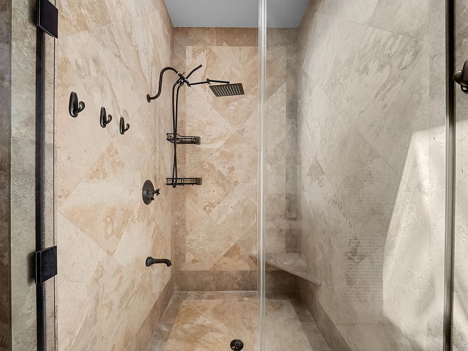 Lahaina, Hawaii, 96761, United States, 2 Bedrooms Bedrooms, ,2 BathroomsBathrooms,Residential,Forsale,1963540