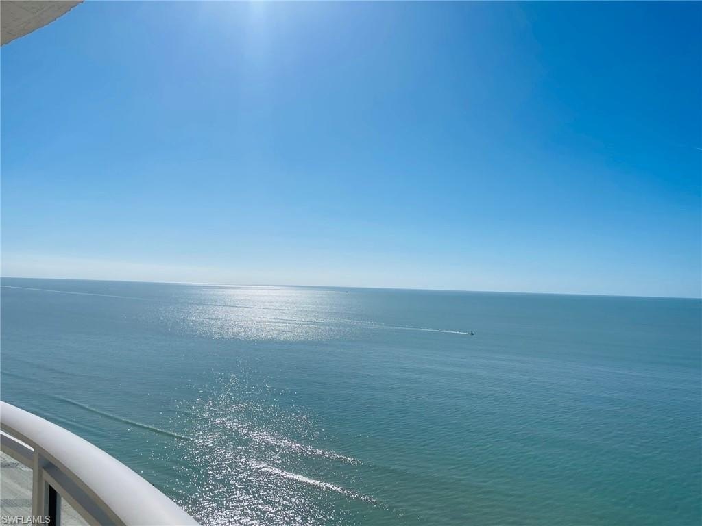 NAPLES, Florida, 34108, United States, 2 Bedrooms Bedrooms, ,2.5 BathroomsBathrooms,Residential,Forsale,2011964