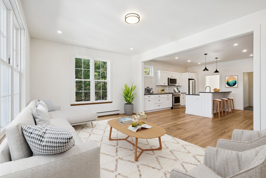 Woodstock, Vermont, 05091, United States, 3 Bedrooms Bedrooms, ,3.5 BathroomsBathrooms,Residential,Forsale,2004852