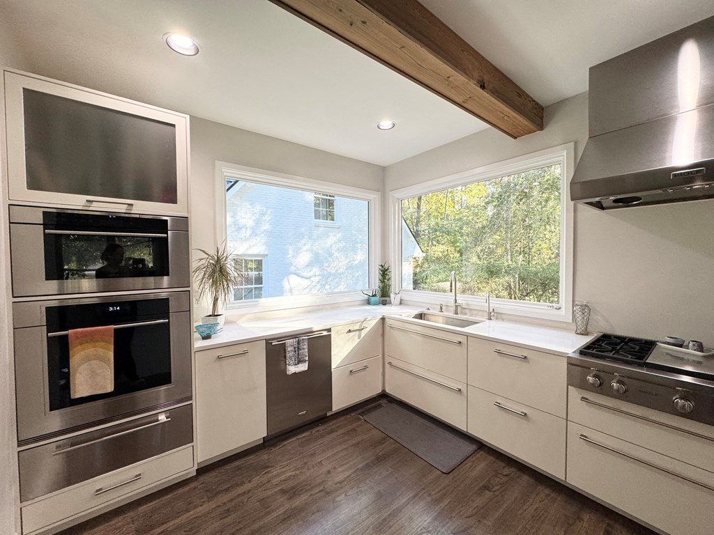 Thomasville, Georgia, 31792, United States, 6 Bedrooms Bedrooms, ,4.5 BathroomsBathrooms,Residential,Forsale,1968315