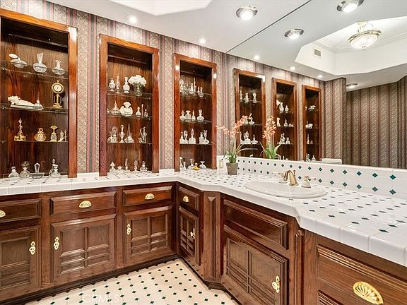 San Miguel, California, 93451, United States, 5 Bedrooms Bedrooms, ,5 BathroomsBathrooms,Residential,Forsale,1967199