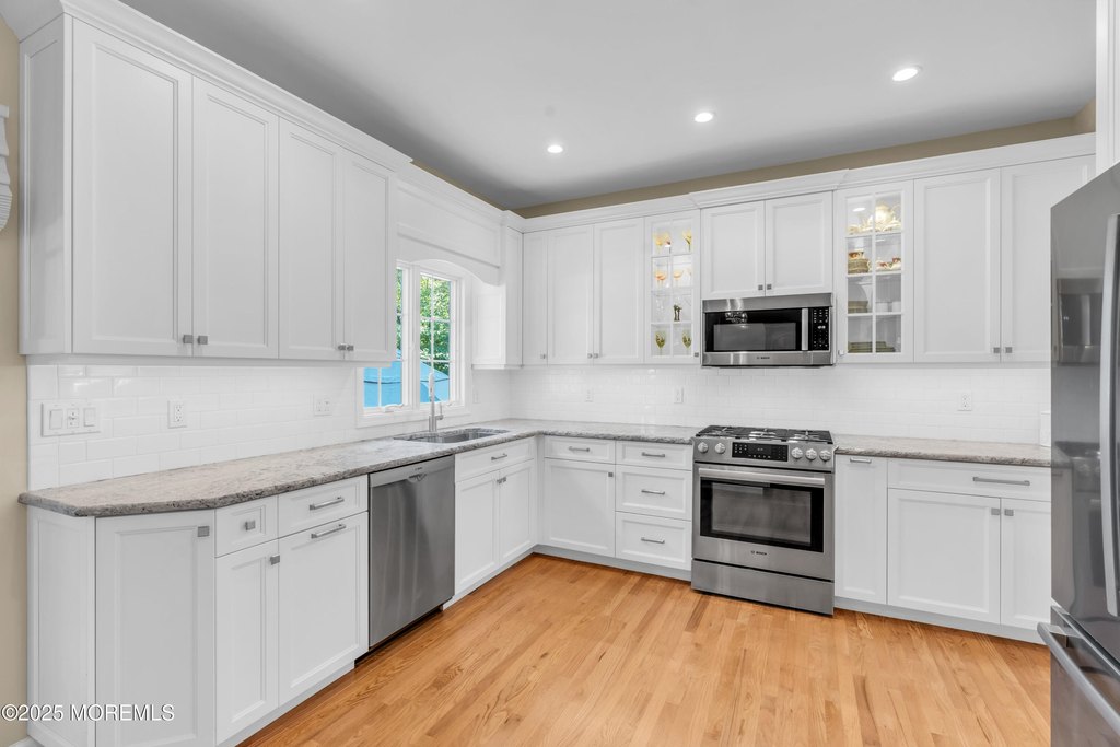 Manasquan, New Jersey, 08736, United States, 5 Bedrooms Bedrooms, ,3 BathroomsBathrooms,Residential,Forsale,1984551