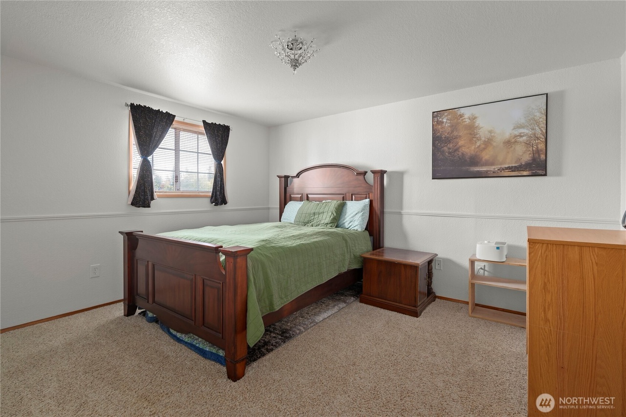 Oak Harbor, Washington, 98277, United States, 4 Bedrooms Bedrooms, ,2 BathroomsBathrooms,Residential,Forsale,1965888