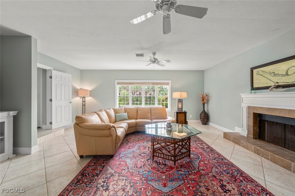 Sanibel, Florida, 33957, United States, 3 Bedrooms Bedrooms, ,2 BathroomsBathrooms,Residential,Forsale,1971931