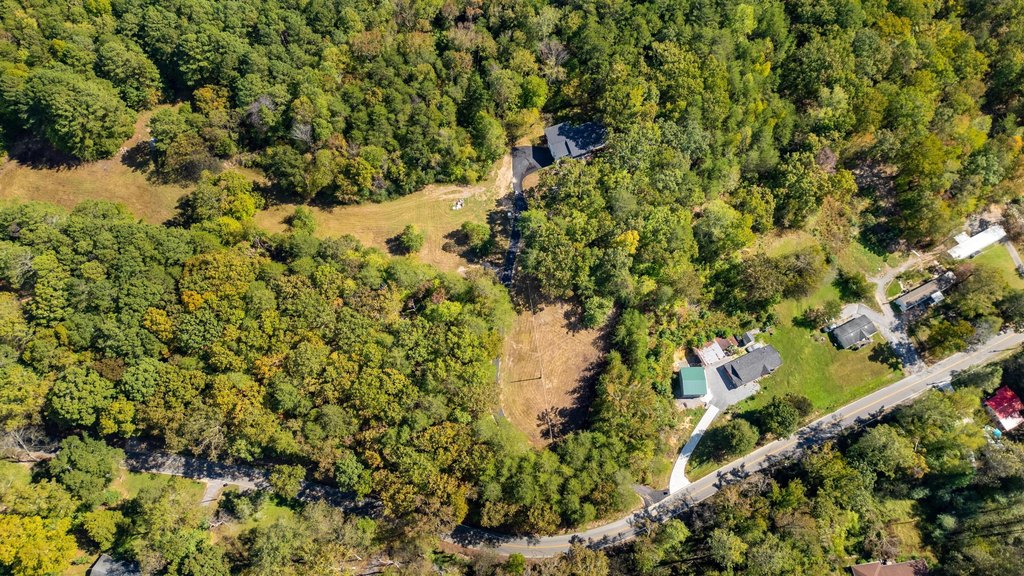 Hixson, Tennessee, 37343, United States, 4 Bedrooms Bedrooms, ,3 BathroomsBathrooms,Residential,Forsale,1995334