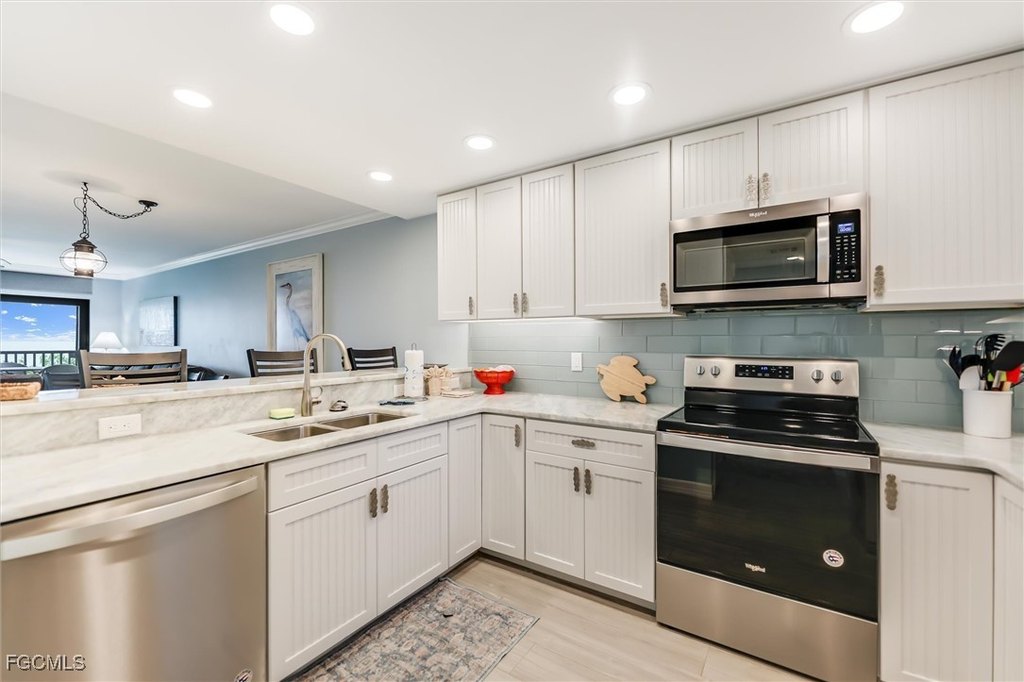 Captiva, Florida, 33924, United States, 2 Bedrooms Bedrooms, ,2 BathroomsBathrooms,Residential,Forsale,1886405