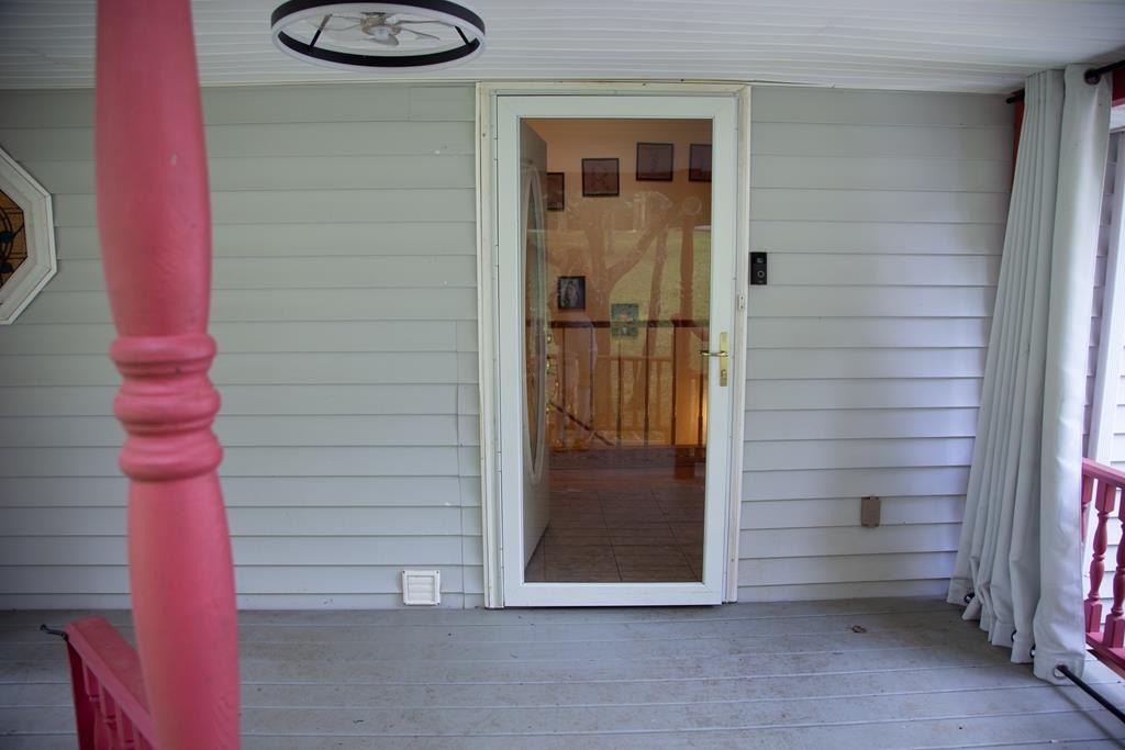 Sparta, Tennessee, 38583, United States, 3 Bedrooms Bedrooms, ,2.5 BathroomsBathrooms,Residential,Forsale,1996598