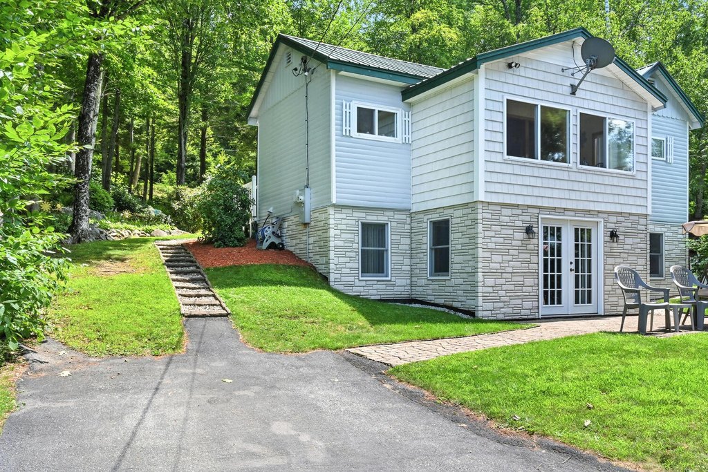 Peru, Maine, 04290, United States, 2 Bedrooms Bedrooms, ,2 BathroomsBathrooms,Residential,Forsale,1941249