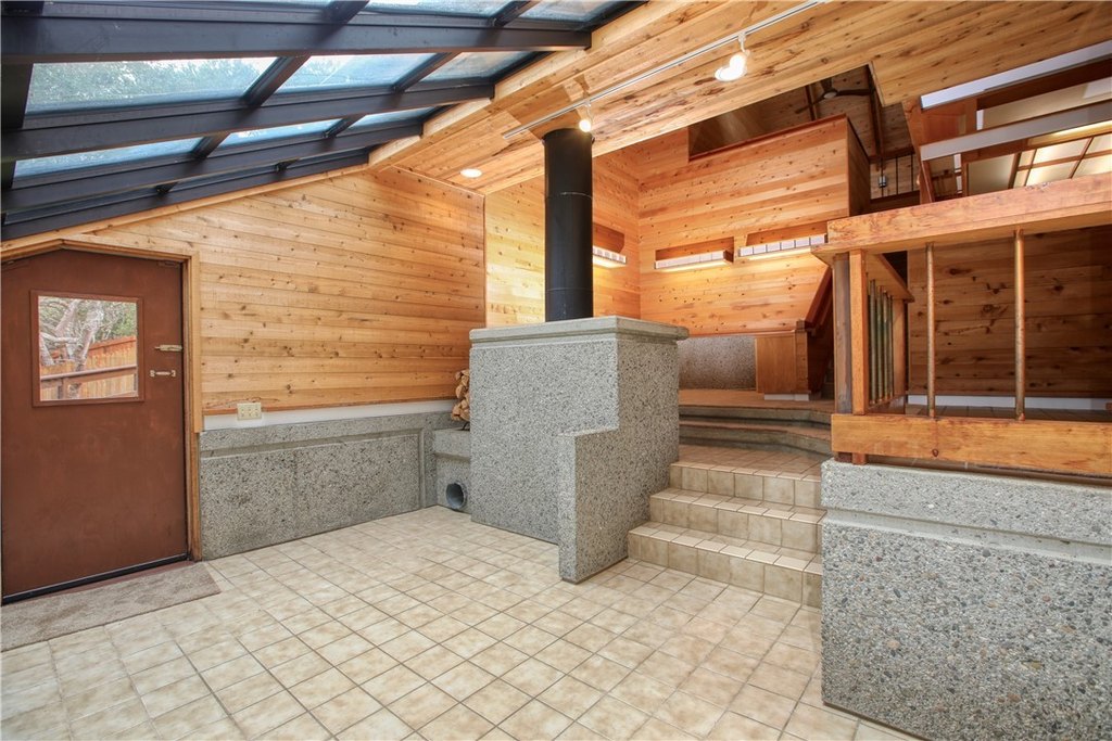 Cambria, California, 93428, United States, 3 Bedrooms Bedrooms, ,2.5 BathroomsBathrooms,Residential,Forsale,2009039