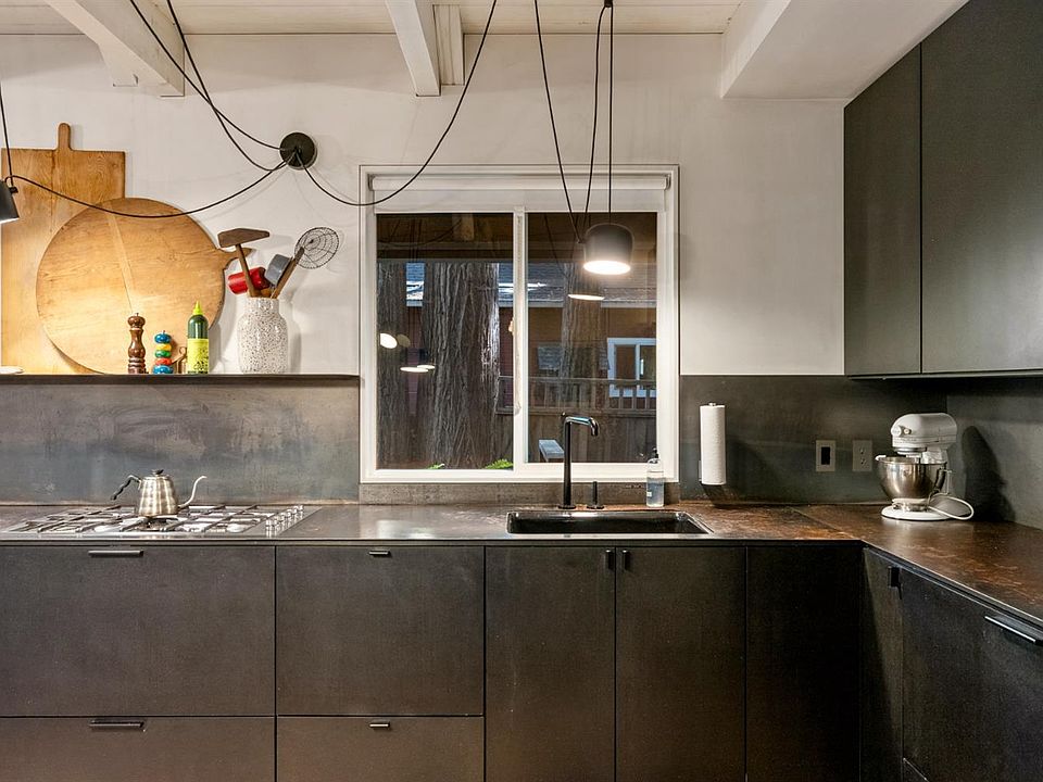 Cazadero, California, 95421, United States, 2 Bedrooms Bedrooms, ,2 BathroomsBathrooms,Residential,Forsale,1985930