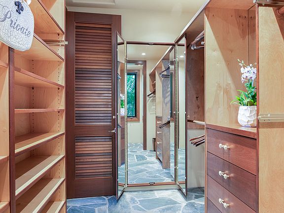 Kamuela, Hawaii, 96743, United States, 4 Bedrooms Bedrooms, ,5 BathroomsBathrooms,Residential,Forsale,1989818