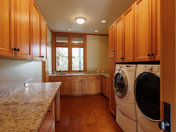 Kameula, Hawaii, 96743, United States, 5 Bedrooms Bedrooms, ,6 BathroomsBathrooms,Residential,Forsale,1989835