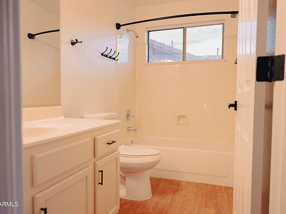 Phoenix, Arizona, 85050, United States, 4 Bedrooms Bedrooms, ,3 BathroomsBathrooms,Residential,Forsale,1971068