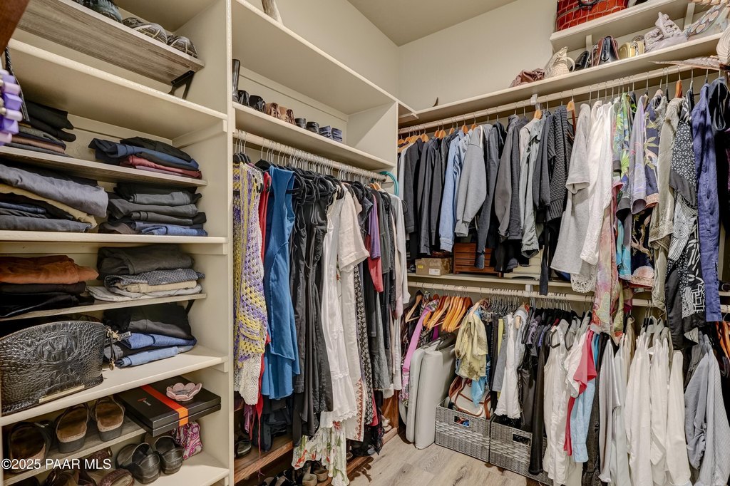 Prescott Valley, Arizona, 86314, United States, 3 Bedrooms Bedrooms, ,2 BathroomsBathrooms,Residential,Forsale,1994060