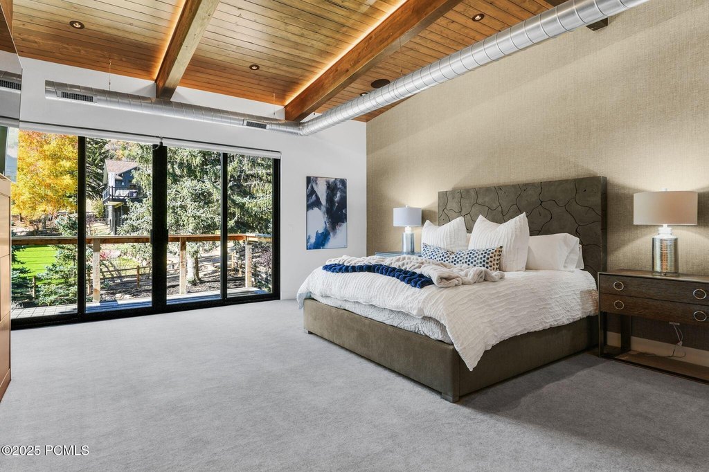 Park City, Utah, 84060, United States, 5 Bedrooms Bedrooms, ,4.5 BathroomsBathrooms,Residential,Forsale,2004724