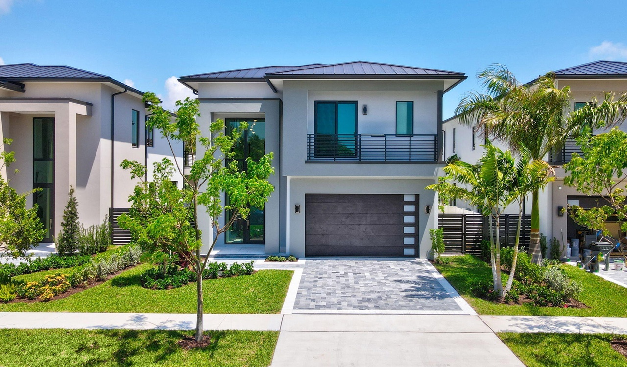 Delray Beach, Florida, 33444, United States, 4 Bedrooms Bedrooms, ,4 BathroomsBathrooms,Residential,Forsale,1969947