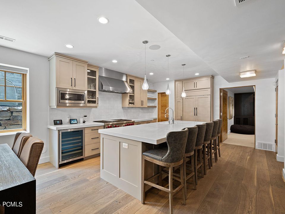 Park City, Utah, 84060, United States, 6 Bedrooms Bedrooms, ,7 BathroomsBathrooms,Residential,Forsale,1994179