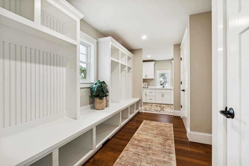 Newington, New Hampshire, 03801, United States, 4 Bedrooms Bedrooms, ,4.5 BathroomsBathrooms,Residential,Forsale,2002401