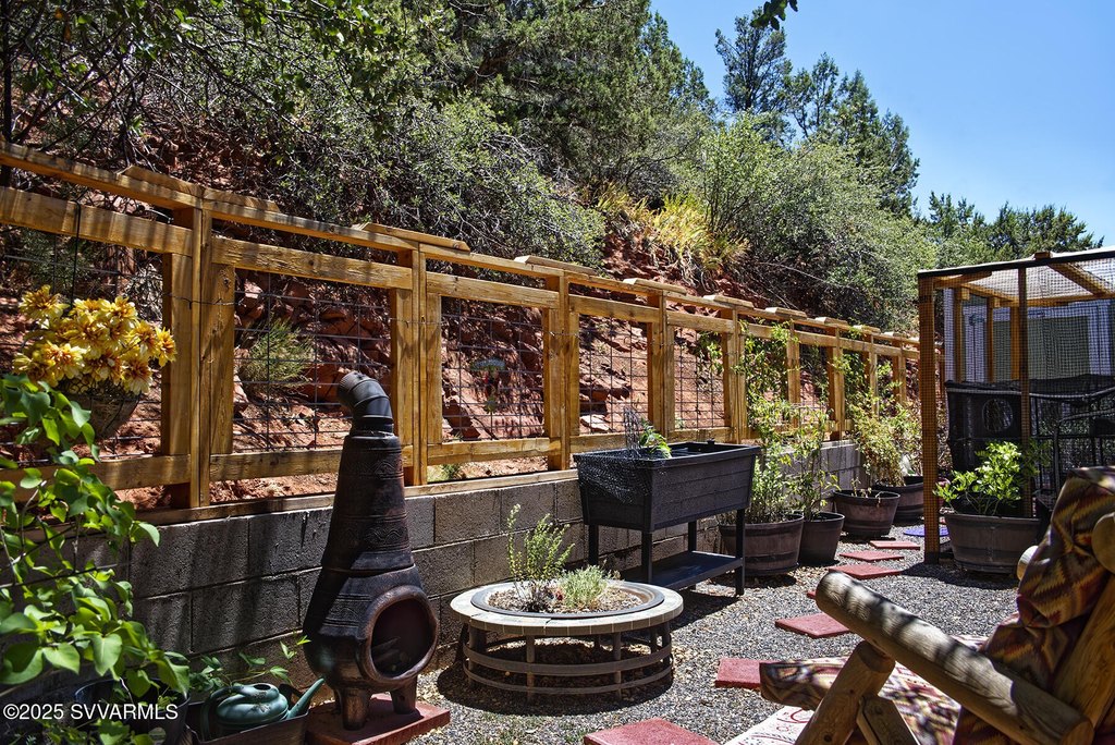 Sedona, Arizona, 86336, United States, 2 Bedrooms Bedrooms, ,1 BathroomBathrooms,Residential,Forsale,2004626