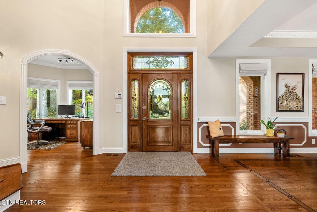 Loudon, Tennessee, 37774, United States, 4 Bedrooms Bedrooms, ,4.5 BathroomsBathrooms,Residential,Forsale,1973605