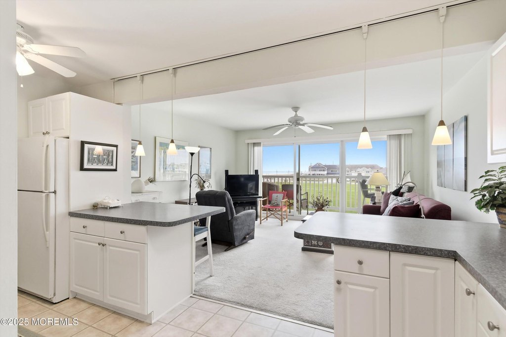 Belmar, New Jersey, 07719, United States, 1 Bedroom Bedrooms, ,1 BathroomBathrooms,Residential,Forsale,1984547