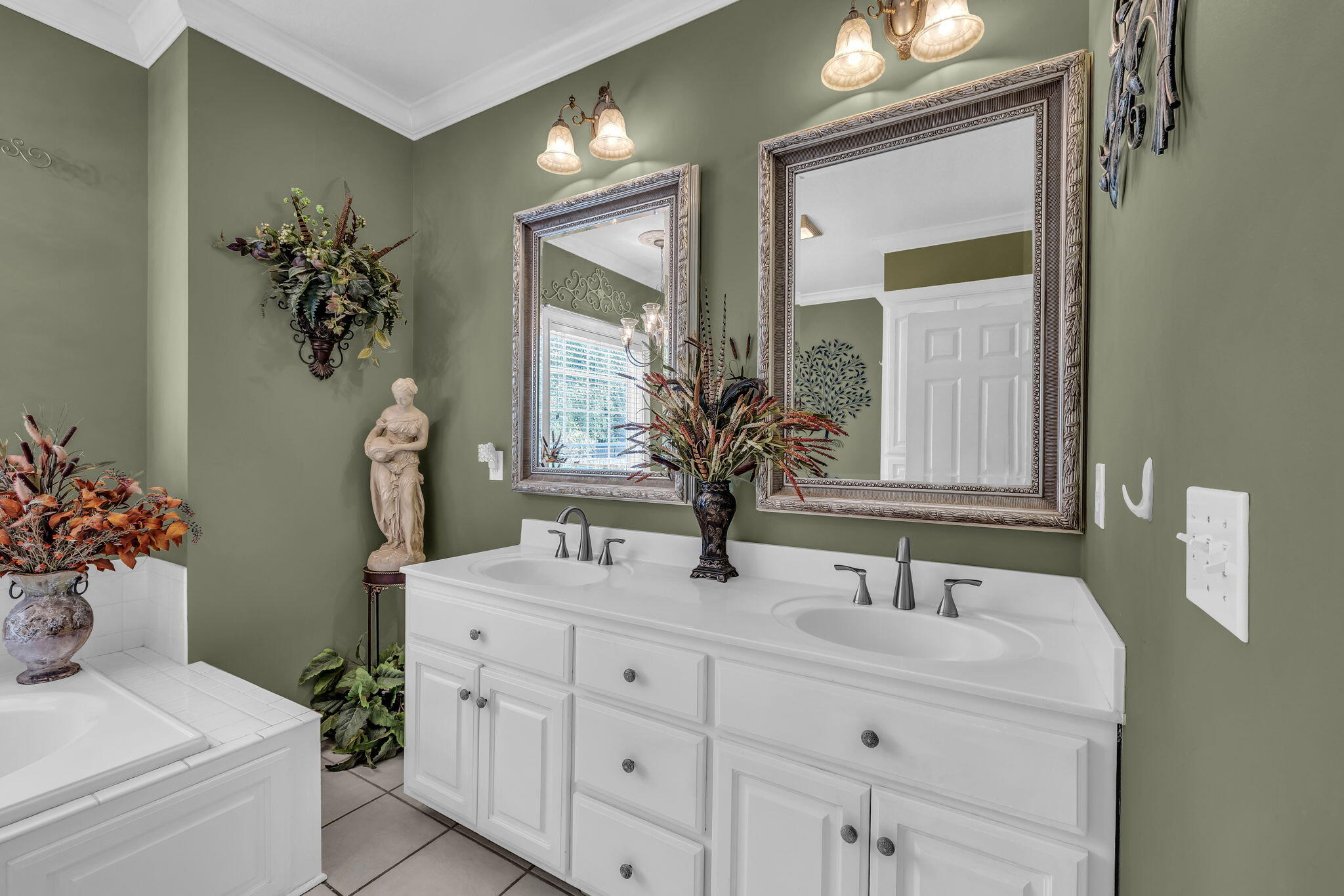 Cleveland, Tennessee, 37323, United States, 4 Bedrooms Bedrooms, ,2 BathroomsBathrooms,Residential,Forsale,1995311