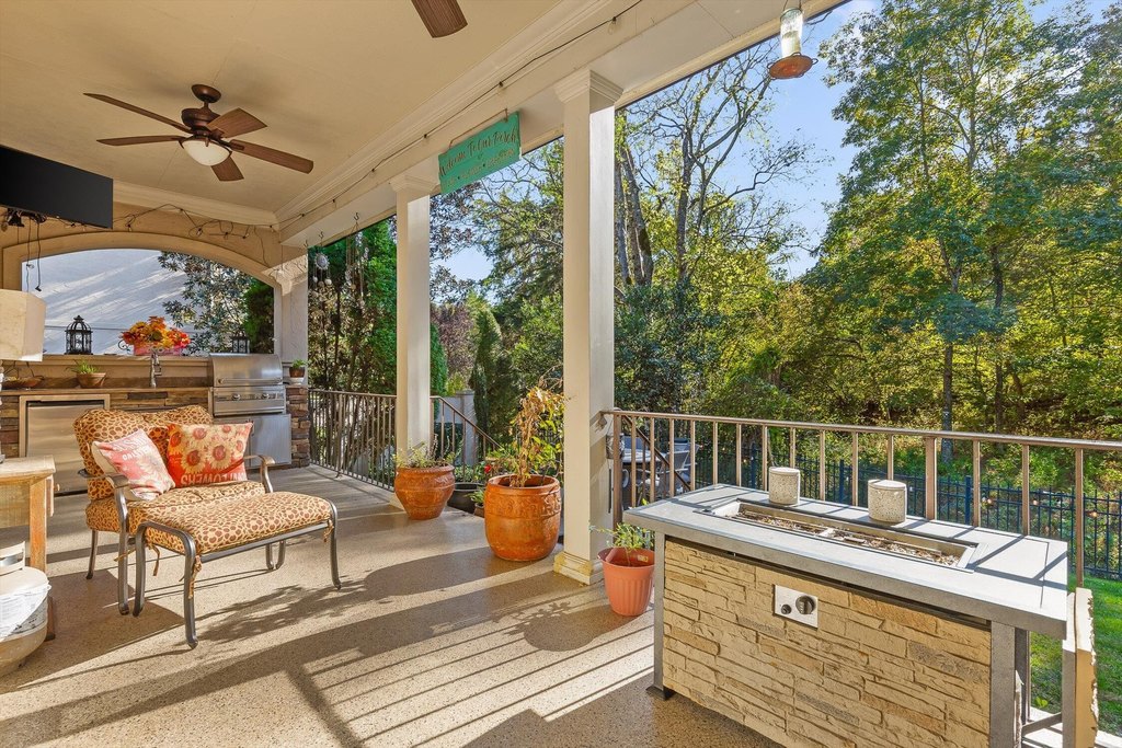 Chattanooga, Tennessee, 37419, United States, 3 Bedrooms Bedrooms, ,3 BathroomsBathrooms,Residential,Forsale,1995328