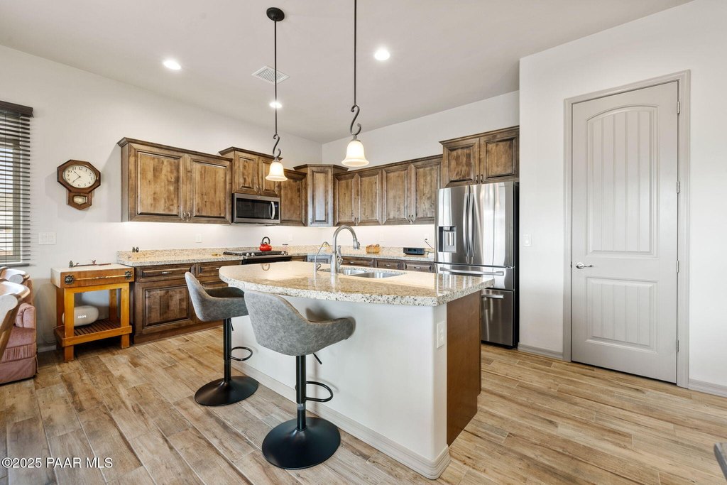 Prescott Valley, Arizona, 86315, United States, 3 Bedrooms Bedrooms, ,2 BathroomsBathrooms,Residential,Forsale,1929278