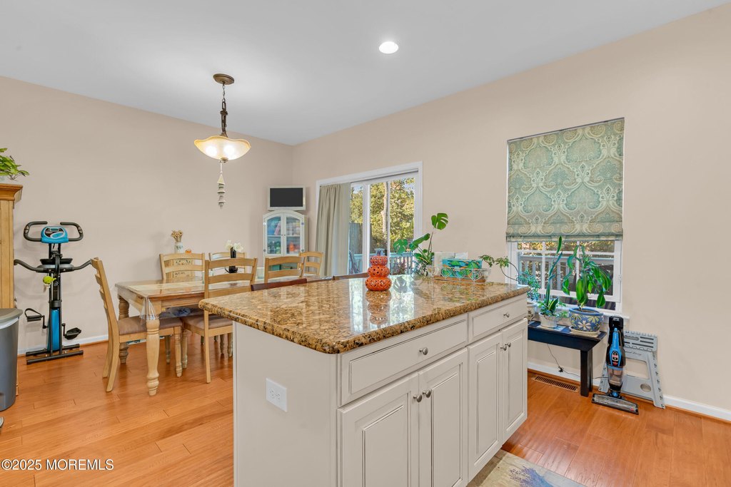 Brick, New Jersey, 08723, United States, 2 Bedrooms Bedrooms, ,2.5 BathroomsBathrooms,Residential,Forsale,1994026