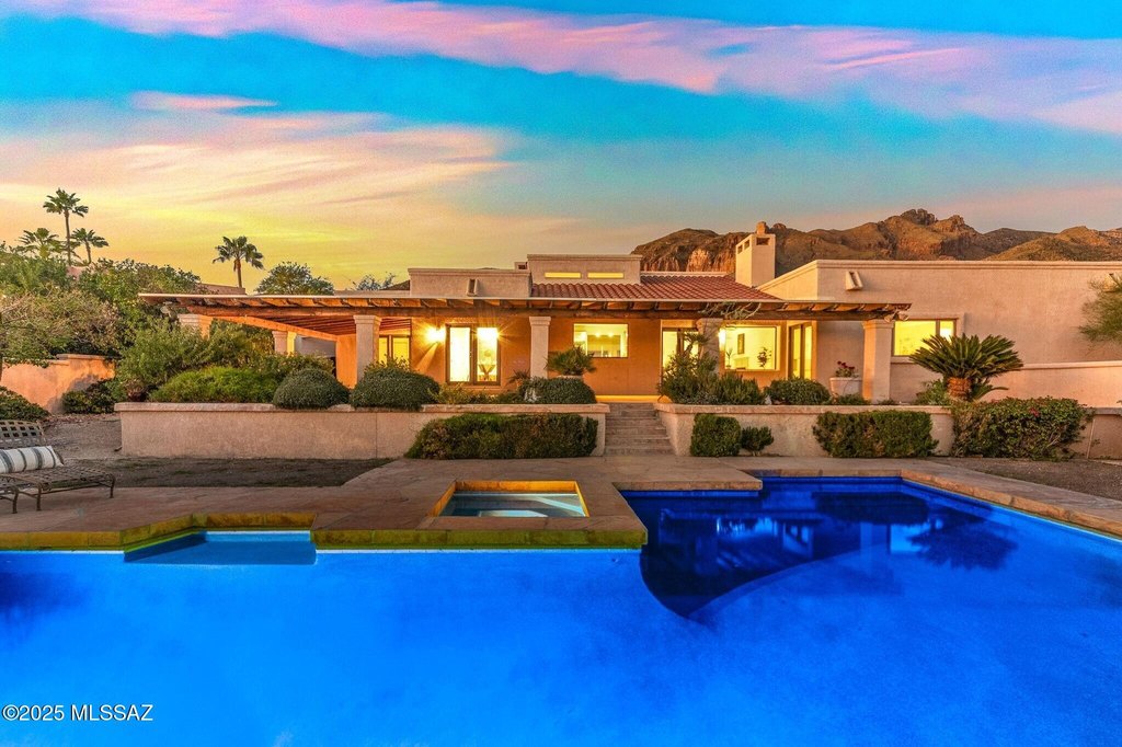 Tucson, Arizona, 85718, United States, 4 Bedrooms Bedrooms, ,3 BathroomsBathrooms,Residential,Forsale,1990373