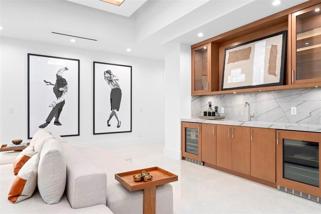 Fort Lauderdale, Florida, 33301, United States, 6 Bedrooms Bedrooms, ,5.5 BathroomsBathrooms,Residential,Forsale,1994100