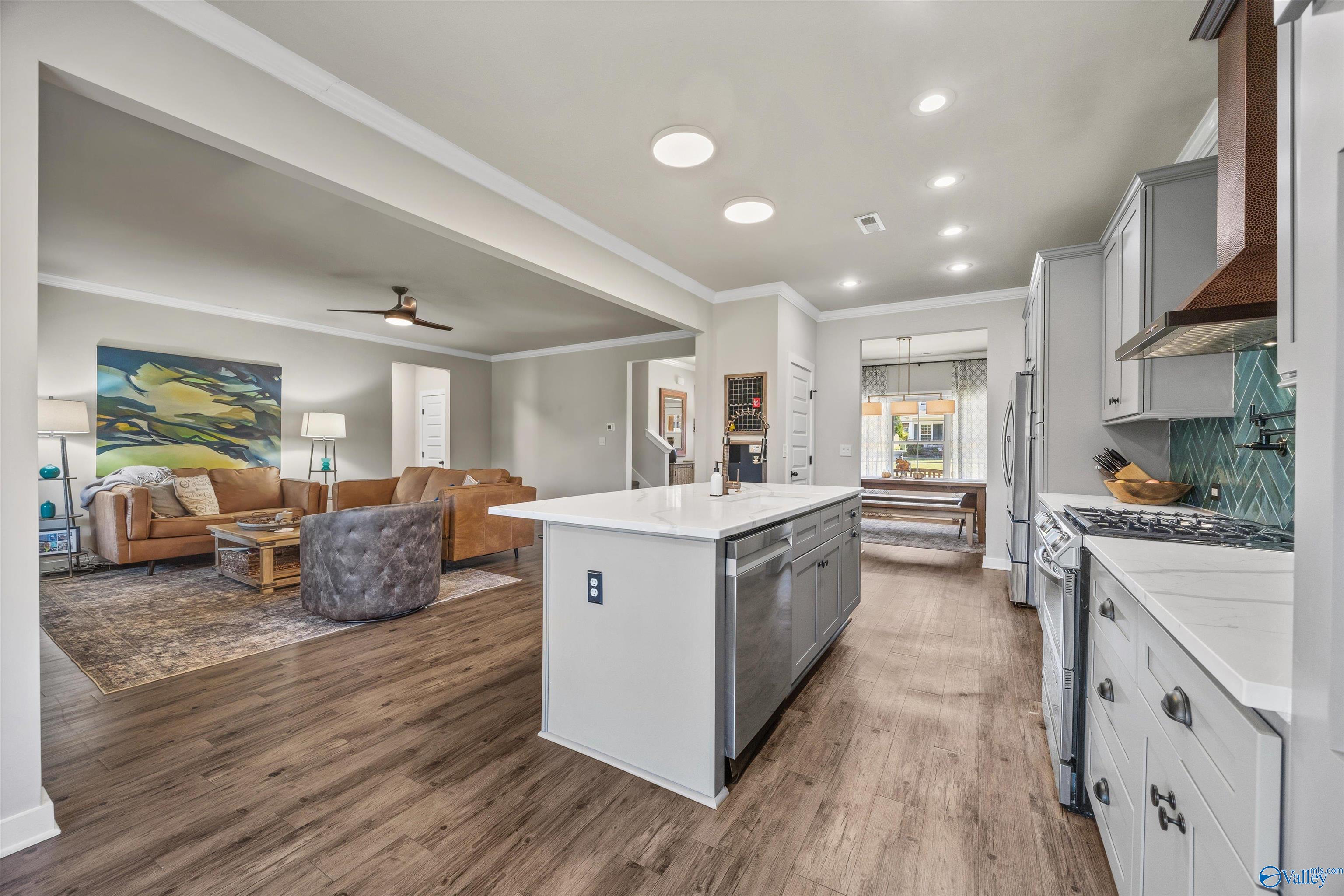 Gurley, Alabama, 35748, United States, 4 Bedrooms Bedrooms, ,2.5 BathroomsBathrooms,Residential,Forsale,2007710