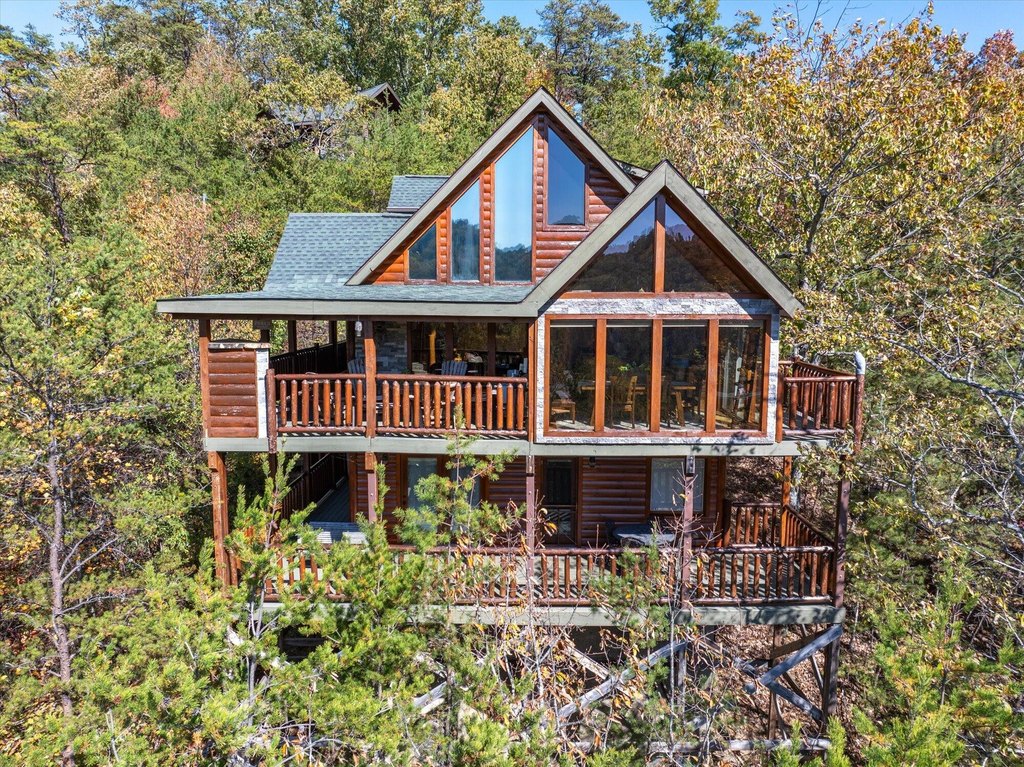 Sevierville, Tennessee, 37862, United States, 3 Bedrooms Bedrooms, ,3 BathroomsBathrooms,Residential,Forsale,1988739