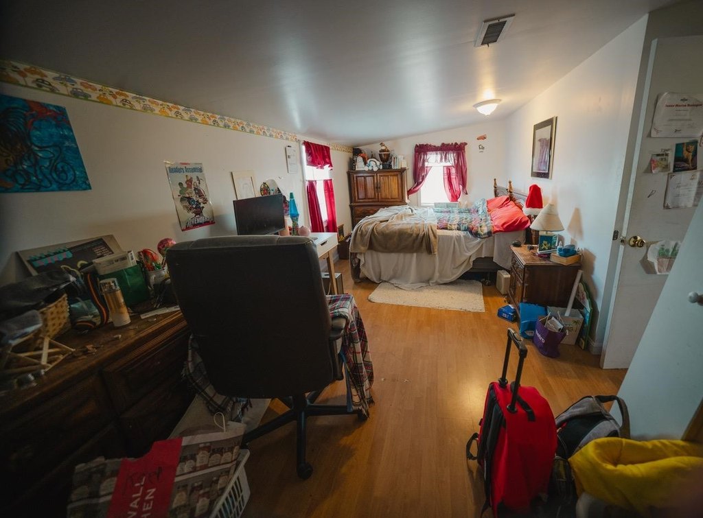 Hampton, New Hampshire, 03842, United States, 4 Bedrooms Bedrooms, ,2 BathroomsBathrooms,Residential,Forsale,2002422