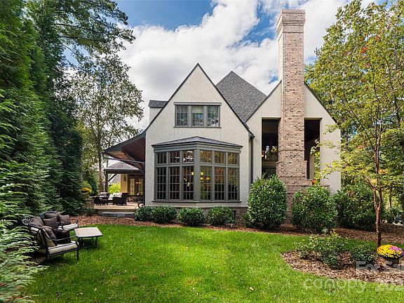 Asheville, North Carolina, 28803, United States, 4 Bedrooms Bedrooms, ,4 BathroomsBathrooms,Residential,Forsale,1986012