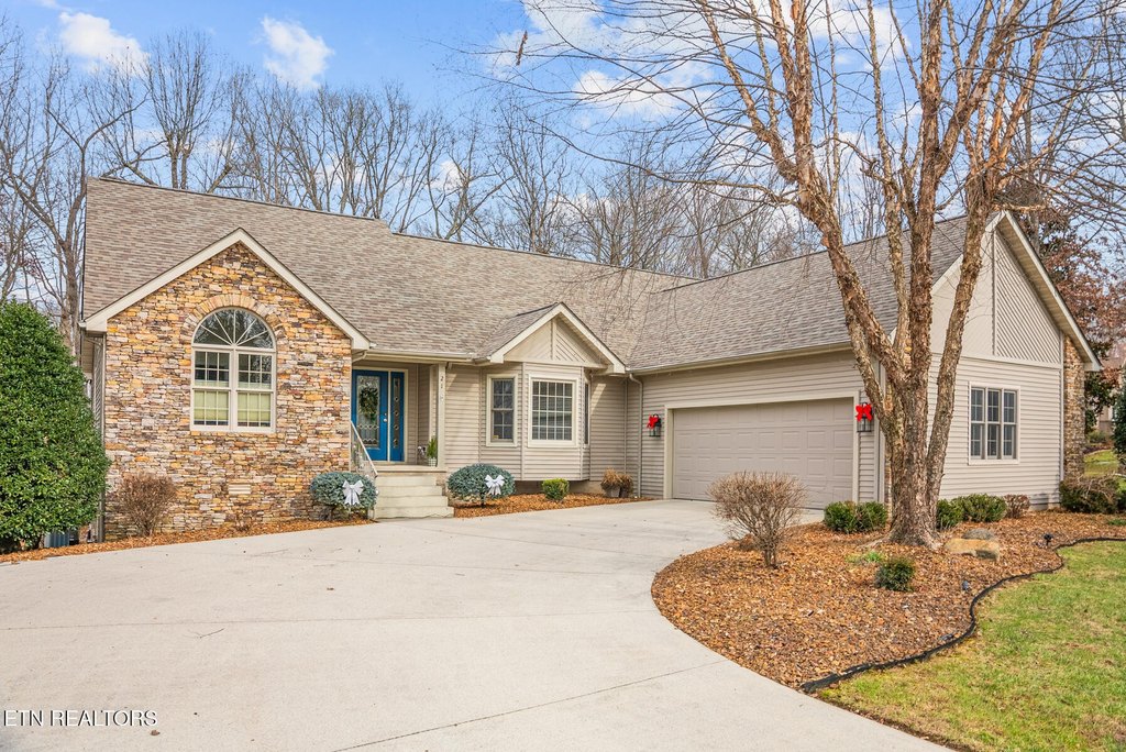 Crossville, Tennessee, 38558, United States, 3 Bedrooms Bedrooms, ,2 BathroomsBathrooms,Residential,Forsale,1953765