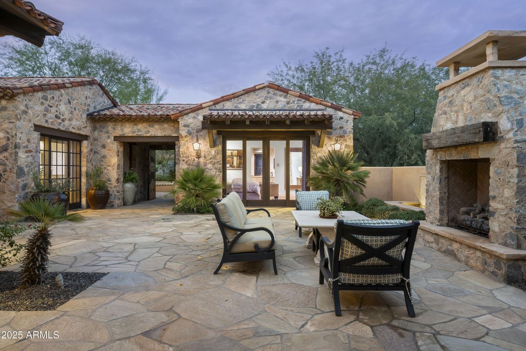 Scottsdale, Arizona, 85255, United States, 4 Bedrooms Bedrooms, ,6.5 BathroomsBathrooms,Residential,Forsale,2000261