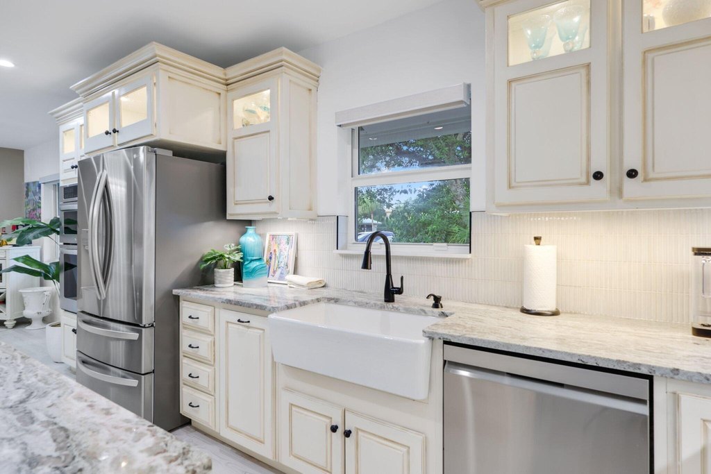 Highland Beach, Florida, 33487, United States, 3 Bedrooms Bedrooms, ,3 BathroomsBathrooms,Residential,Forsale,1996318