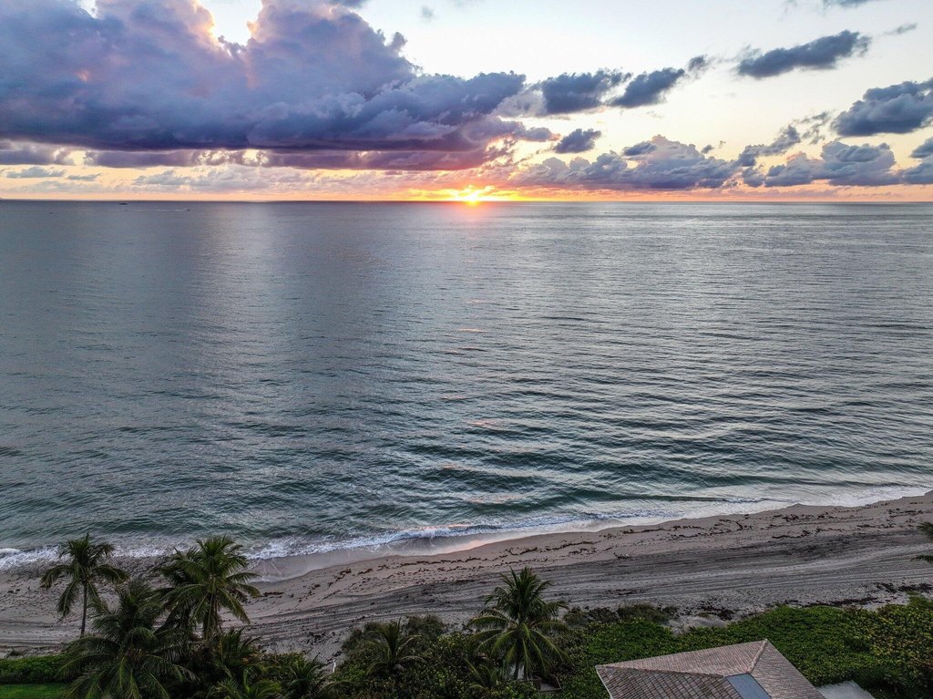 Highland Beach, Florida, 33487, United States, 3 Bedrooms Bedrooms, ,3 BathroomsBathrooms,Residential,Forsale,1996318