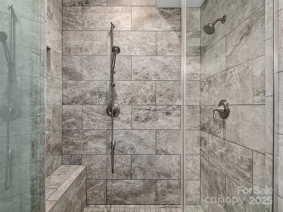 Arden, North Carolina, 28704, United States, 3 Bedrooms Bedrooms, ,3 BathroomsBathrooms,Residential,Forsale,1986019