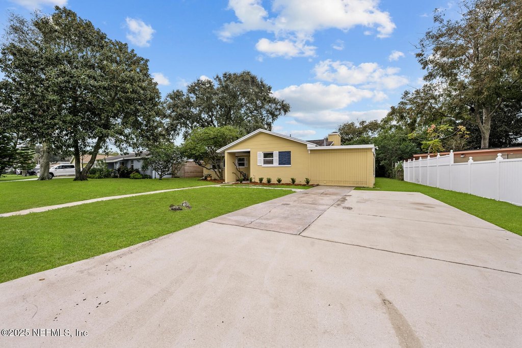 Jacksonville Beach, Florida, 32250, United States, 3 Bedrooms Bedrooms, ,1 BathroomBathrooms,Residential,Forsale,2001139